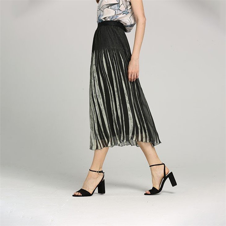 Women's Printed Long Pleat Skirt